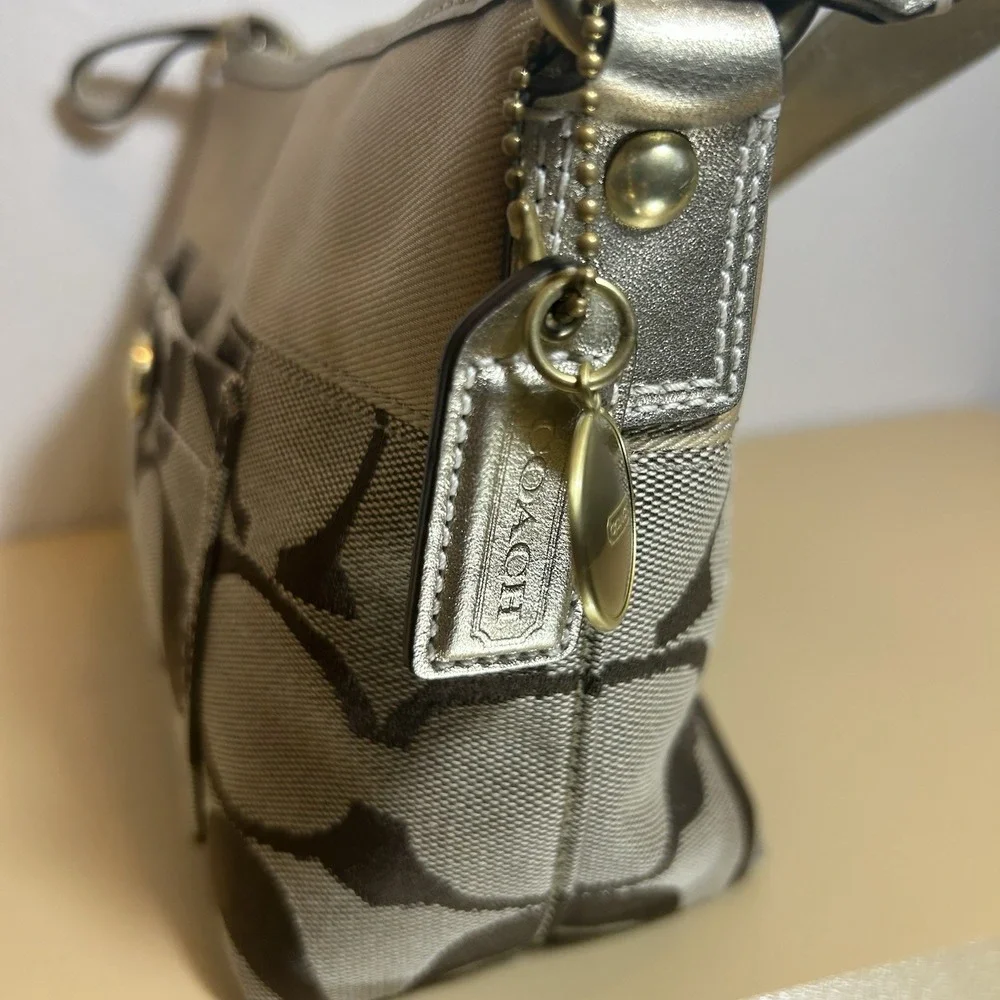 Coach Y2K Signature Canvas Jacquard Baguette 2007 Shoulder Bag/Purse Gold Hardwa